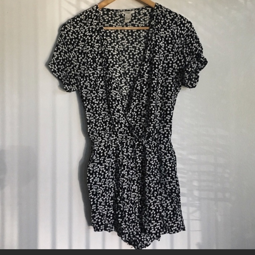 Super Cute Rompers with heart pattern all over